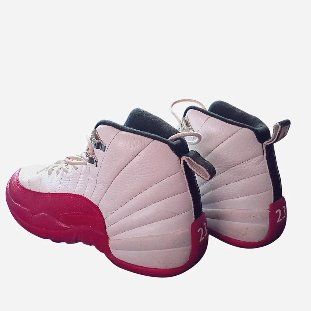 Jordan 12 Retro 